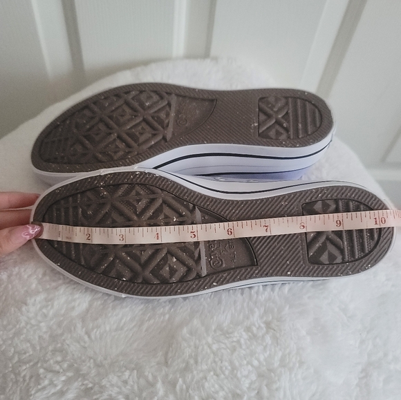 Brand New Custom Lilac Converse *please note sizing* - Picture 9 of 9